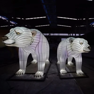 Lantern Bears Polar Síneach